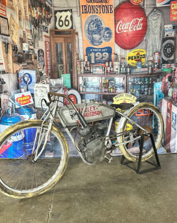 1915 HarleyTwin Board Track Racer